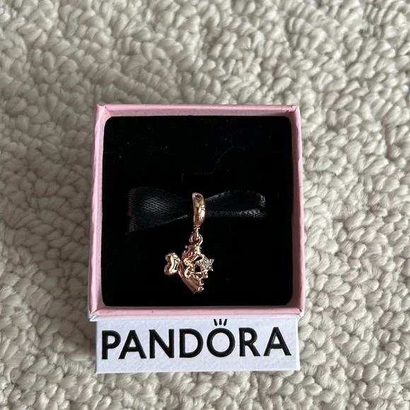 NWT - Pandora bracelet charm- heart wing angel dangle charm. - Picture 2 of 4